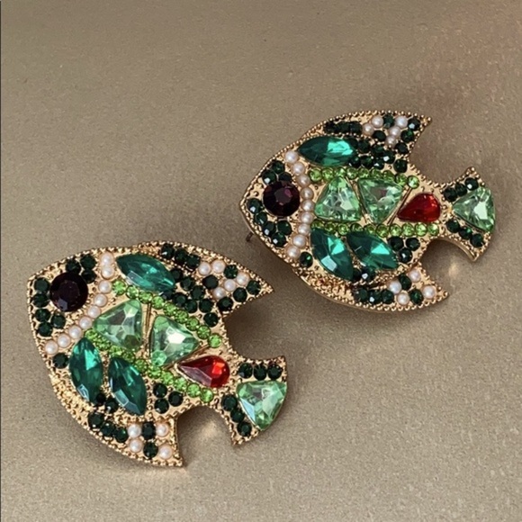 Jeweled Purple Fish Stud Earrings NWT - Picture 6 of 9